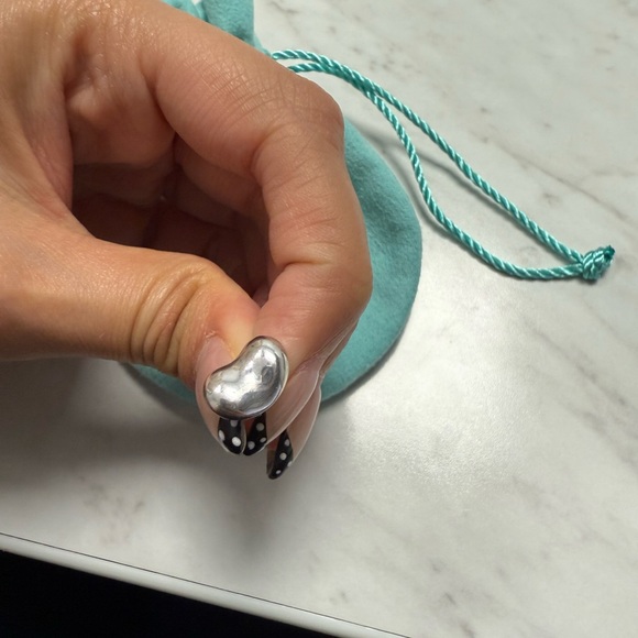 Tiffany x Elsa Peretti Sterling Silver Bean Earrings - Picture 1 of 7